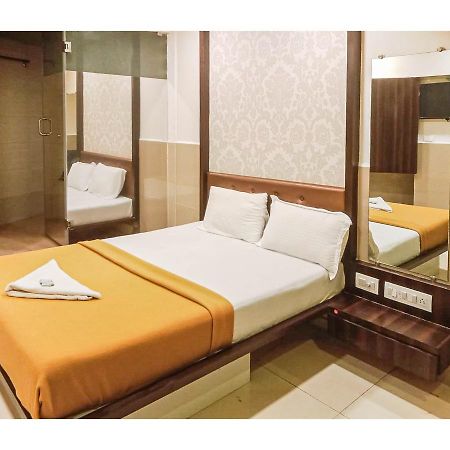 Gurukripa Nx Lodging By Wb Inn Thane Exterior photo